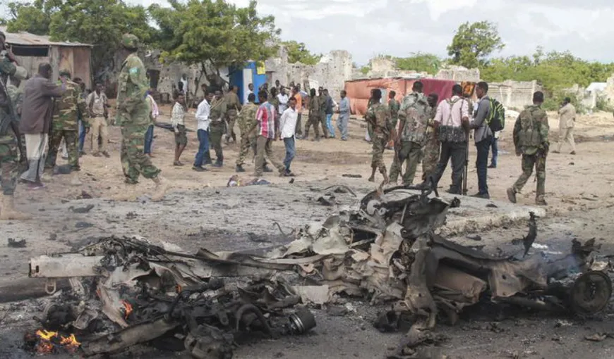 Dublu atentat cu bombă în capitala Somaliei: Cel puţin cinci morţi şi 13 răniţi
