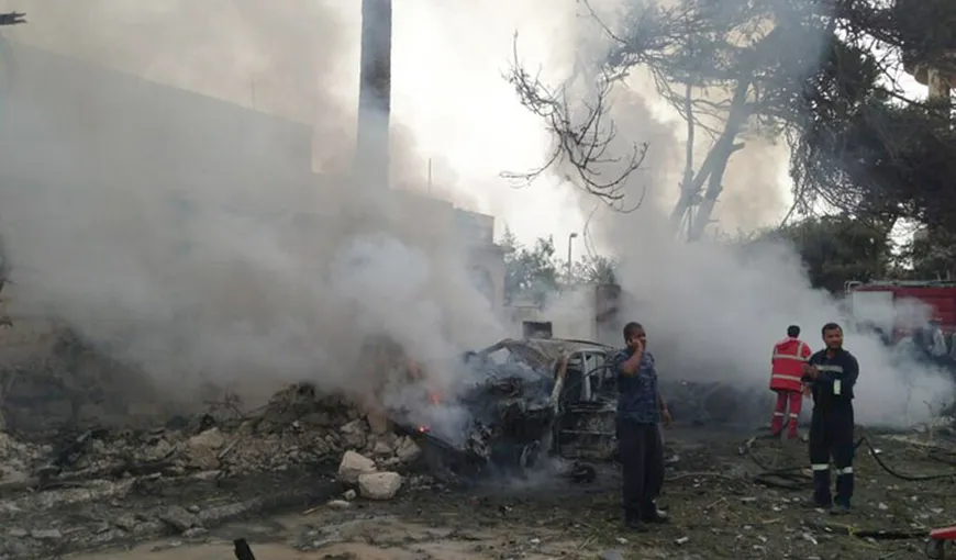 Două persoane au murit în explozia unei maşini la Tripoli, aproape de ambasada Italiei