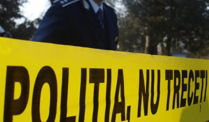 Moarte suspectă în Botoşani. Un bărbat a fost găsit fără suflare după ce a petrecut toată noaptea