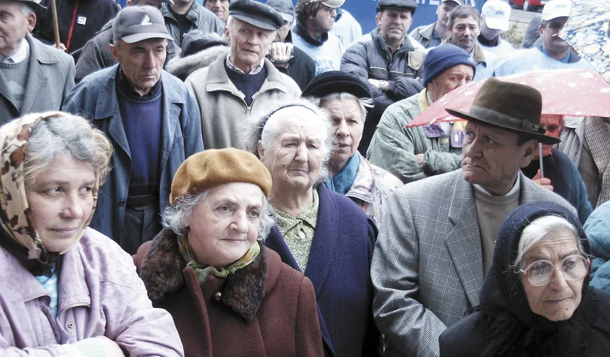 Preşedintele Klaus Iohannis a promulgat legea privind neimpozitarea pensiilor mai mici de 2.000 de lei