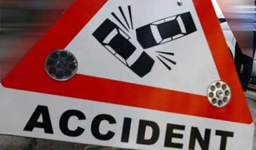 Accident grav în Bacău. Patru persoane au fost rănite după ce două autoutilitare s-au ciocnit