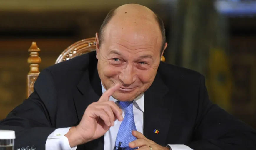 Traian Băsescu, spectacol în Parlament: Mişcăristul este beat. Scăpaţi de mişcărist!