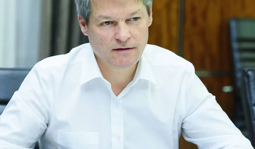 Cioloş: Grindeanu nu reuşeşte să iasă din logica afirmaţiilor false făcute de PSD în campania electorală