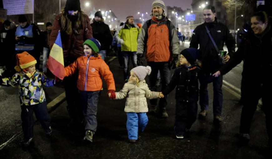DGASPC Sibiu: Copiii pot participa la proteste. Este mai degrabă o chestiune de alegere personală a părinţilor