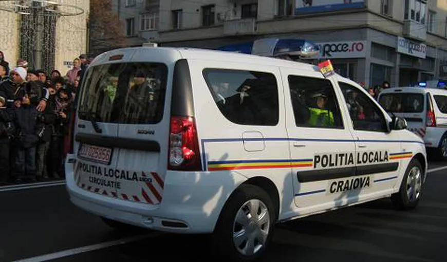 Eleve hărţuite pe stradă, chiar în centrul Craiovei. Fetele au sunat imediat la 112