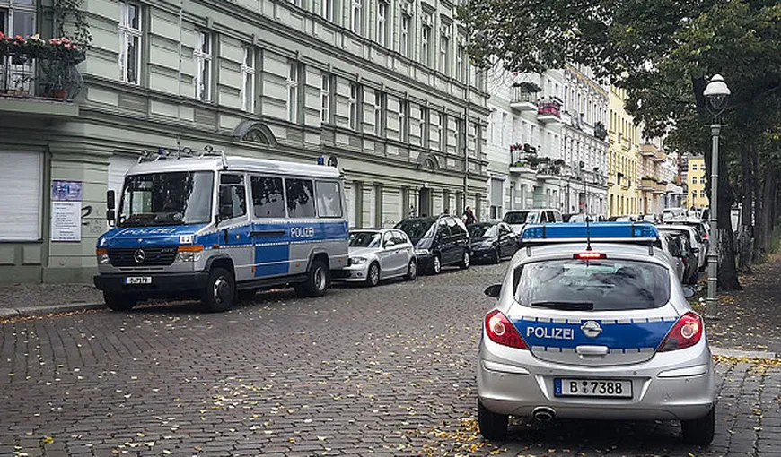 ATAC în Germania. Poliţia a împuşcat un bărbat care a intrat cu maşina în pietoni