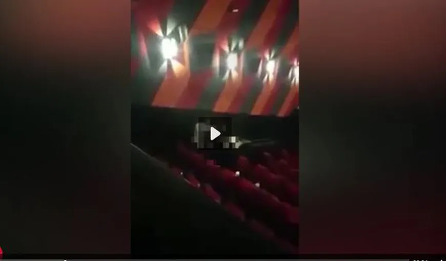 Au făcut sex la cinema în Suceava, înainte de filmul Fifty Shades Darker! VIDEO