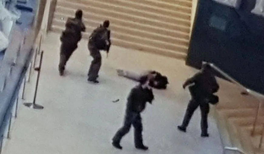 Atacatorul de la Luvru este un egiptean în vârstă de 29 de ani