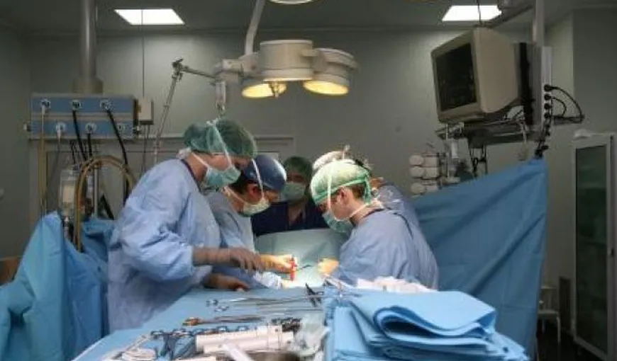 Spitalul Militar: 76 transplanturi de cornee şi 12 transplanturi de ţesut osos s-au efectuat în anul 2016