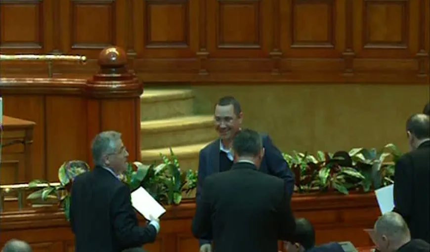 Victor Ponta, despre votul la Ordonanţele 13 şi 14: Nu aş putea să nu mă fac de râs şi să nu votez deloc?