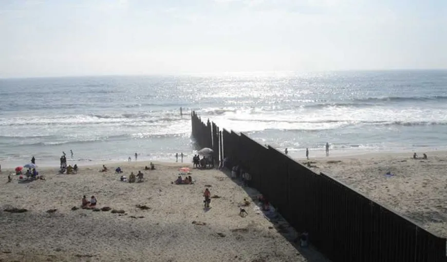 Mexicul va lua contramăsuri dacă SUA impun taxa vamală unilaterală pentru zid