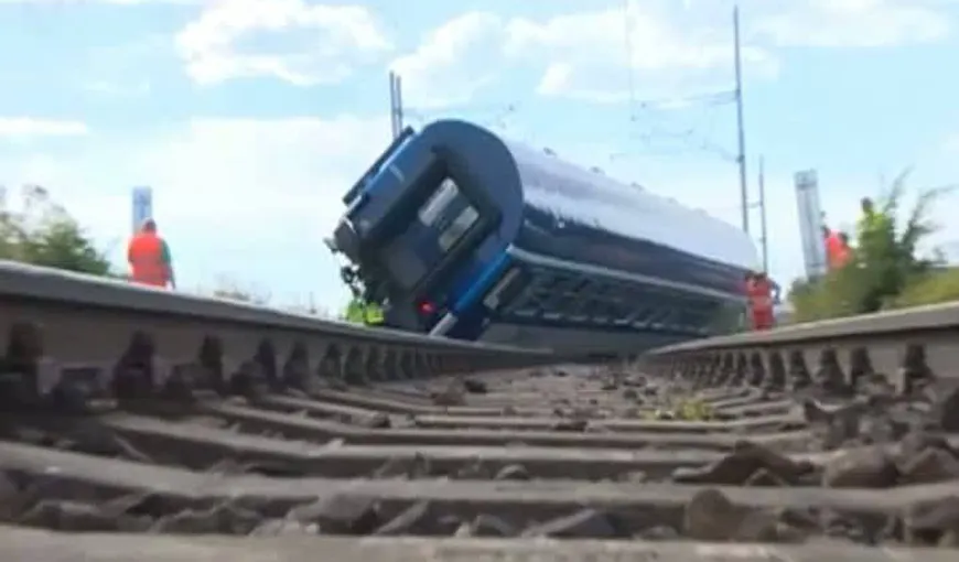 Un tren de călători a deraiat între staţiile Buşag şi Baia Mare
