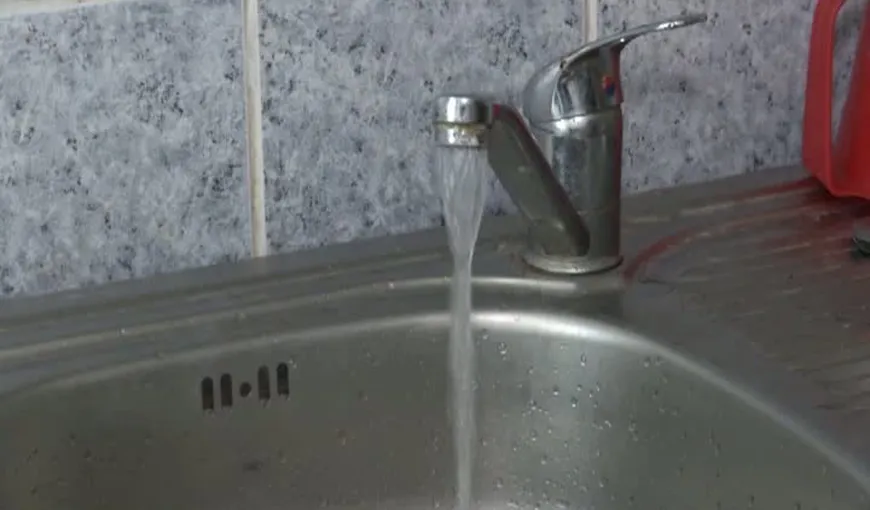Apă otrăvită la robinet. Autorităţile avertizează că există pericol de moarte