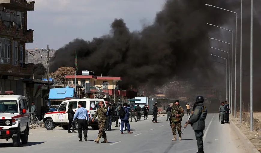 Atac terorist la Kabul soldat cu cel puţin 16 morţi. Numărul victimelor este în creştere