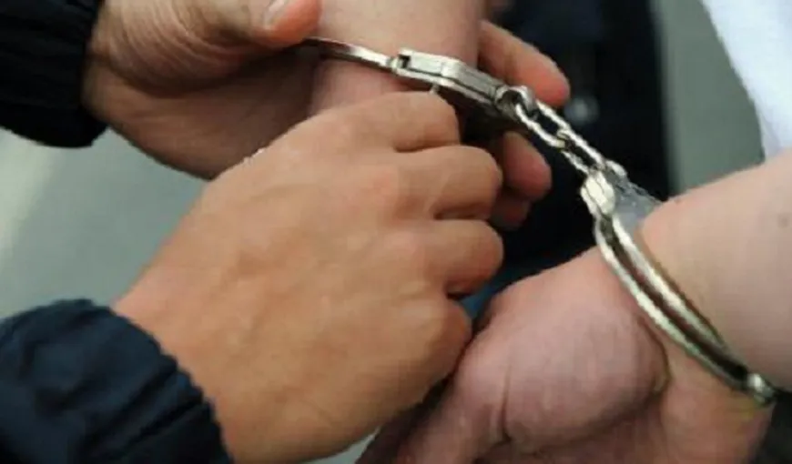 Un bărbat a fost arestat după ce ar fi violat şase copii ca să se răzbune pe părinţii lor