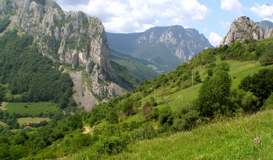 Tragedie pe munte. Un alpinist maghiar a murit după ce a căzut de la 40 de metri