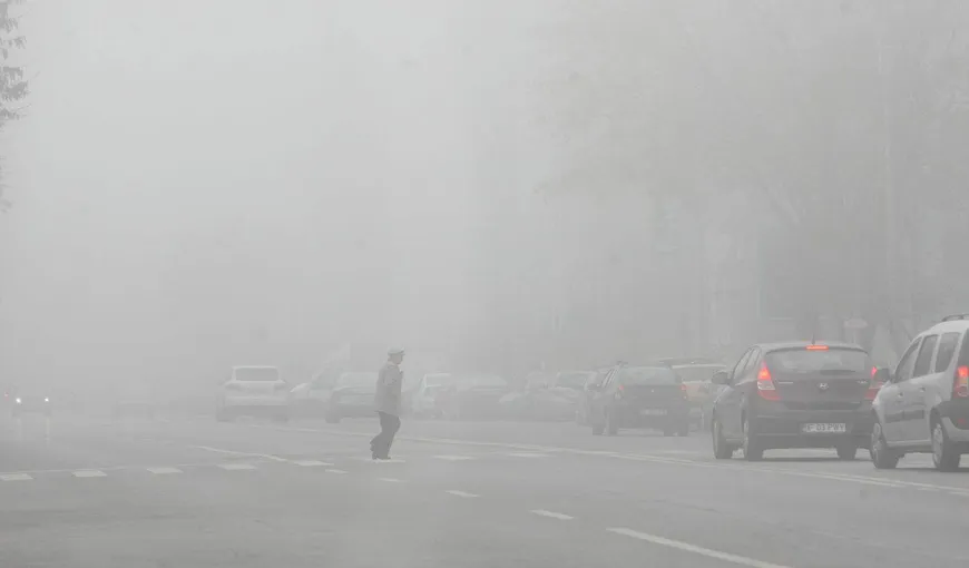 Ceaţă pe Autostrada A1 Bucureşti – Piteşti, vizibilitatea este sub 50 de metri. Sitiuaţia drumurilor în toată ţara