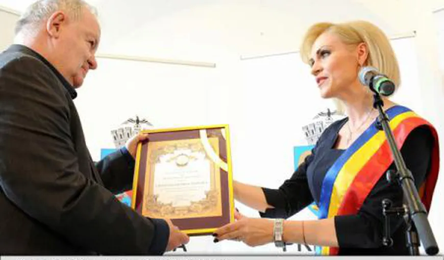Cristian Ţopescu a devenit cetăţean de onoare al Bucureştiului
