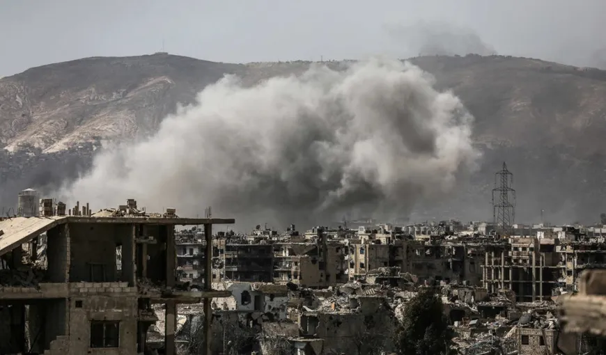 Cel puţin 95 de morţi după ciocniri între grupări rebele rivale lângă Damasc