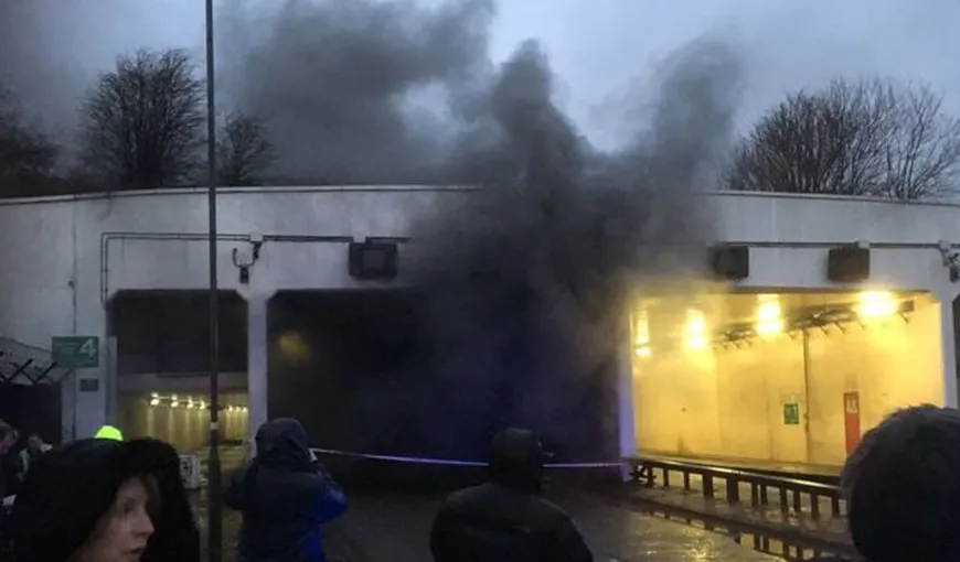 Incendiu de amploare în incinta aeroportului din Manchester