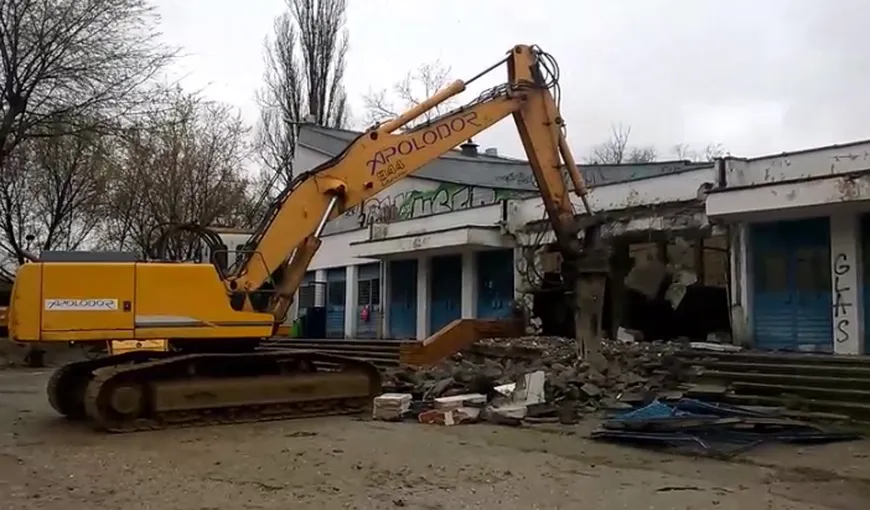 Primaria Capitalei anunţă începerea lucrărilor de reconstrucţie a patinoarului Mihai Flamaropol. Firea promite că în doi ani va fi gata