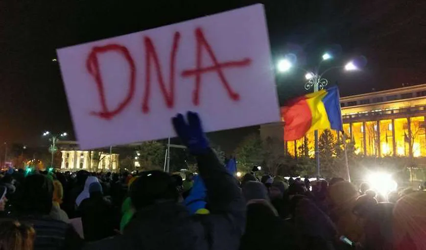 Noi proteste în weekend în Bucureşti şi în ţară: „Stop joc. În democraţie, hoţii stau la puşcărie”