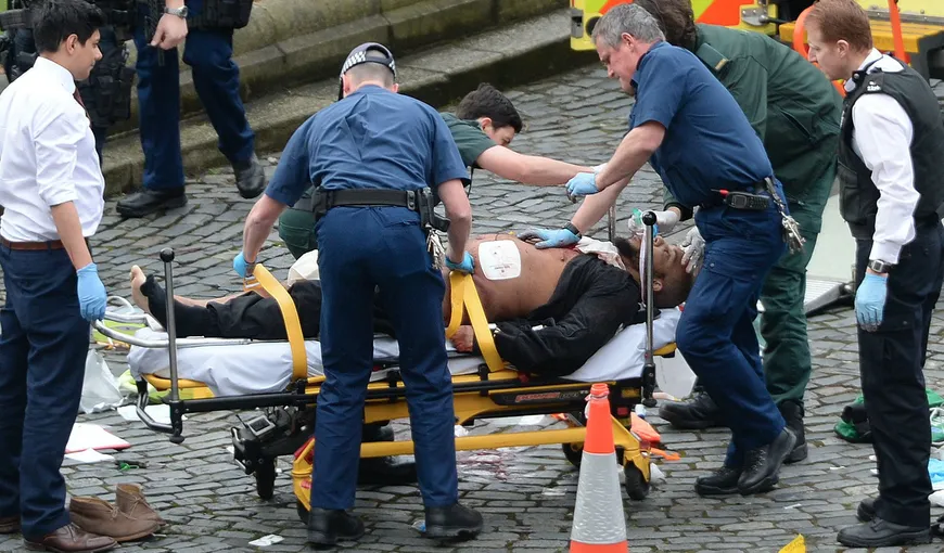 Autorităţile britanice afirmă că teroristul de la Westminster ar fi acţionat singur