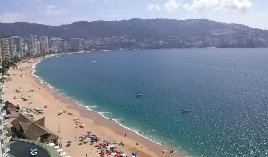 Oameni înarmaţi au deschis focul asupra turiştilor, la Acapulco. Sunt morţi şi răniţi
