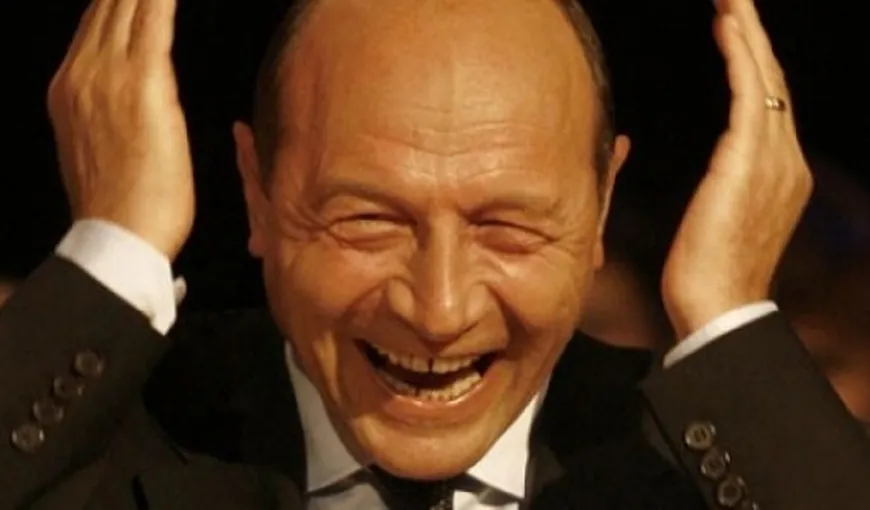 Traian Băsescu: Hai să facem nişte prezidenţiale între luzări! Eu votez cu Adrian Năstase