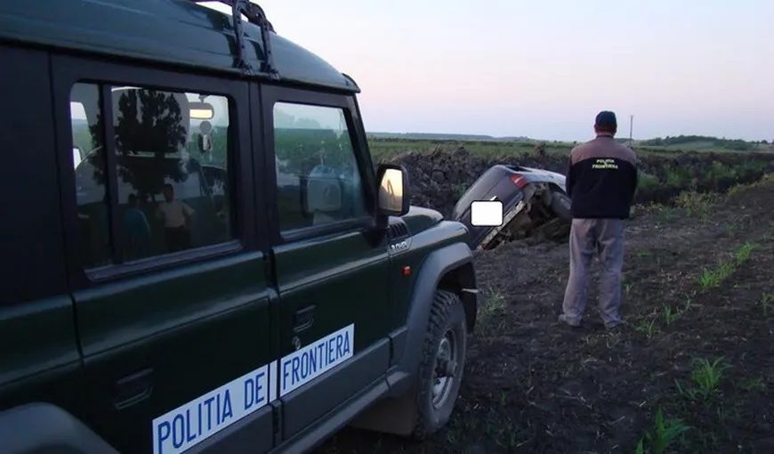 O maşină a Poliţiei de Frontieră, răsturnată în misiune dintr-un motiv banal