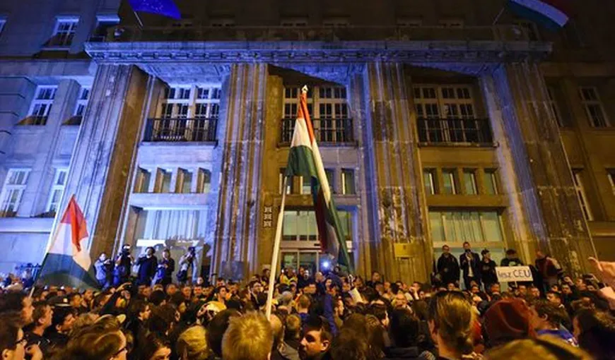 Budapesta declară că universitatea înfiinţată de Soros ar putea să îşi continue activitatea. Care este condiţia
