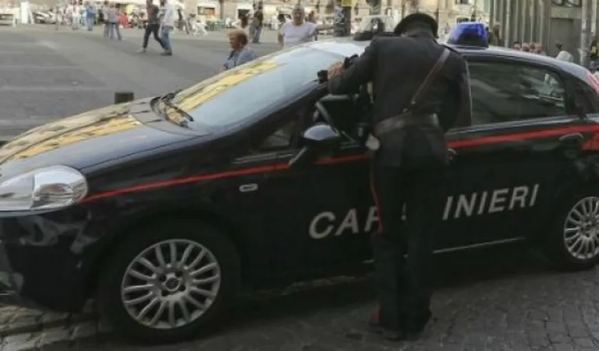 Atac în Italia: Un bărbat a rănit cu cuţitul un poliţist şi un ofiţer de armată