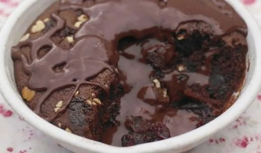 Desert cu sos de ciocolată şi cireşe – Reţeta apetisantă a lui Jamie Oliver
