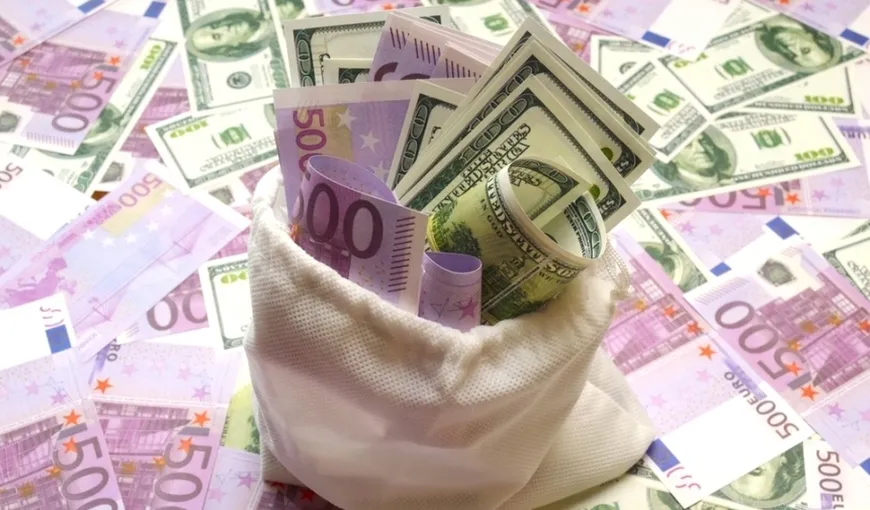 Curs BNR: Euro şi francul scad, dolarul şi lira cresc