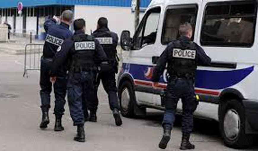 Şase suspecţi care ar fi trimis jihadişti în Siria şi Irak au fost arestaţi în Franţa