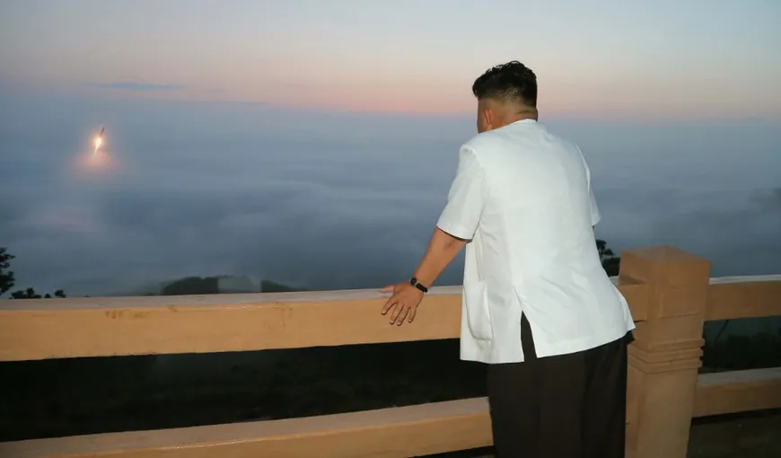 Kim Jong-Un se laudă că deţine ultimul model de rachetă ce poate transporta focoase nucleare