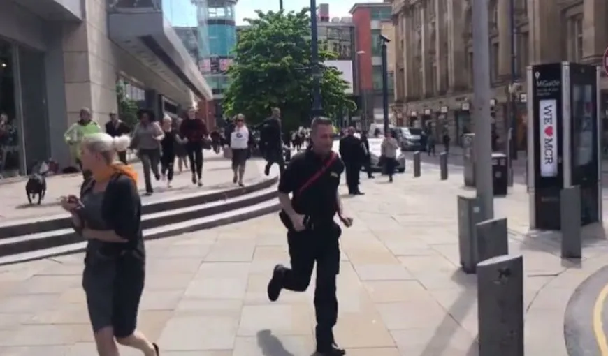 Bubuitură puternică la un centru comercial din centrul oraşului Manchester: Poliţia a evacuat zona