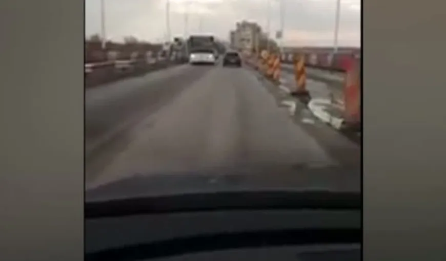 Podul de la Năvodari riscă să se prabuşească, iar autorităţile se încurcă în documente VIDEO