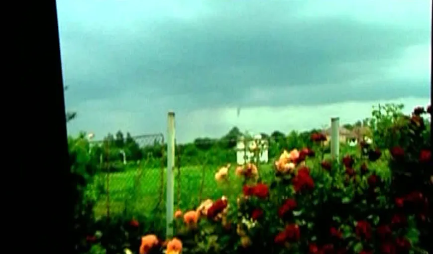 Imagini din centrul de comandă al meteorologilor: Cum se văd tornadele VIDEO