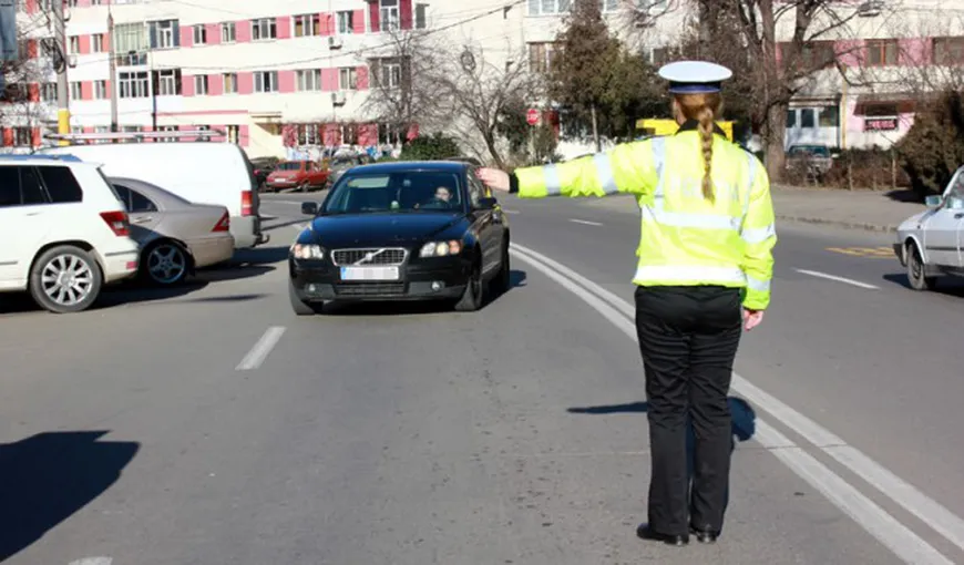Poliţia Rutieră, record de amenzi într-o singură zi, în Bucureşti. Miercuri au fost reţinute 238 de permise auto