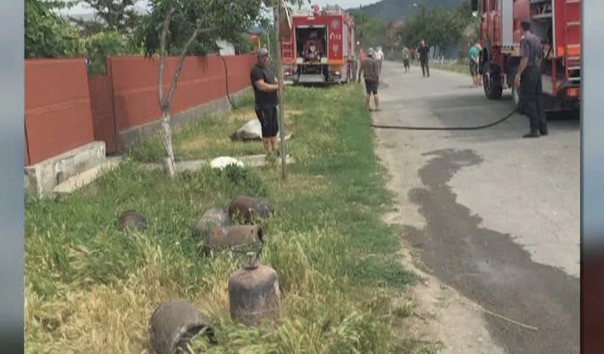 Explozie puternică într-o gospodărie din judeţul Tulcea. Cinci persoane au fost rănite după ce mai multe butelii au explodat UPDATE