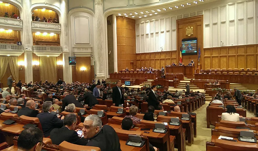 Modificările Legii organizării judiciare şi a celei privind funcţionarea CSM vor fi dezbătute şi votate miercuri în Camera Deputaţilor