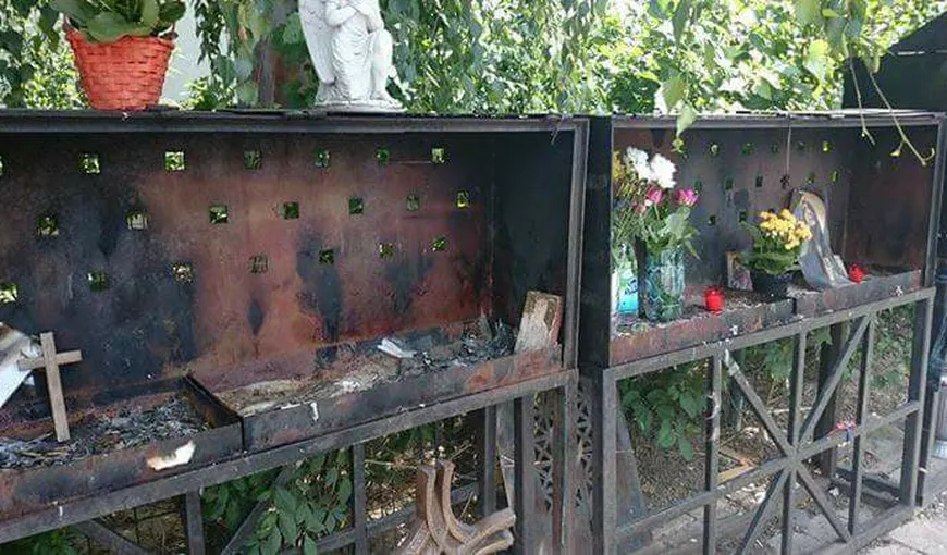 Asociaţia Colectiv anunţă că au dispărut fotografiile de pe altarul dedicat victimelor incendiului