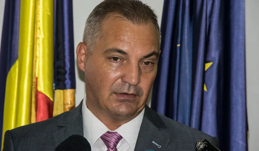 Mircea Drăghici, chestorul Camerei Deputaţilor, susţine că a fost ameninţat: Dacă trece moţiunea, copiii nu îşi vor mai vedea părinţii