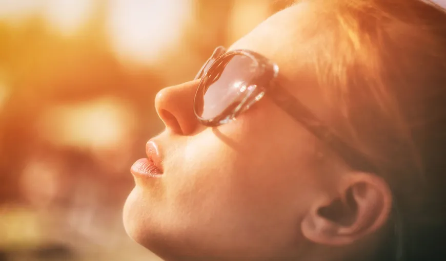 Masca facială cu migdale protejează pielea de razele soarelui