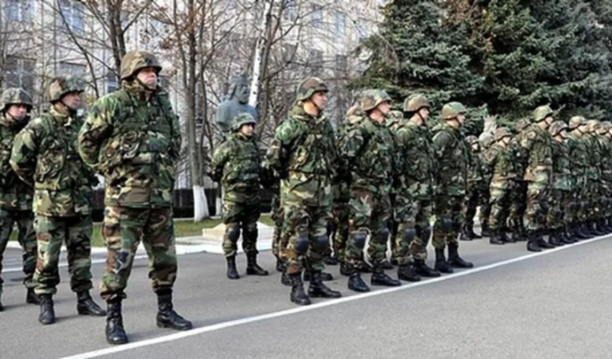 Militarii au primit salarii mai mari cu 200-450 de lei şi urmează alte majorări