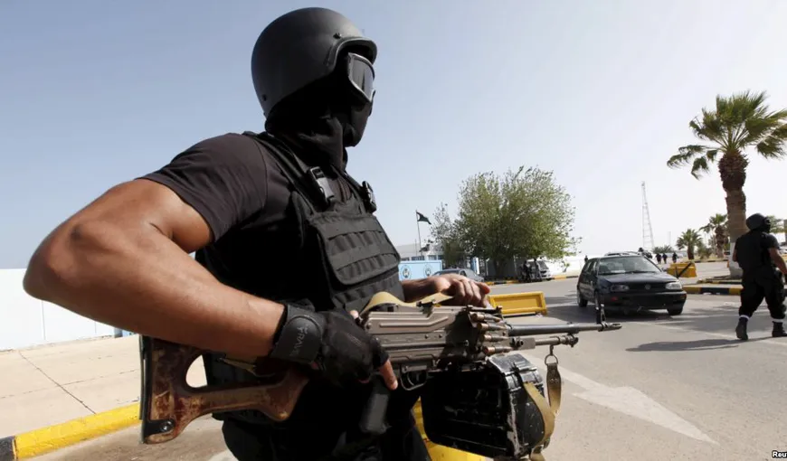 Un ROMÂN a fost răpit la Tripoli de indivizi înarmaţi. Bărbatul era membru al unei misiuni a ONU