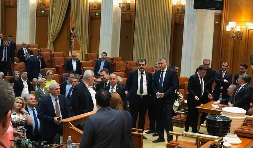 Curtea Constituţională a respins contestaţia fostului premier Sorin Grindeanu privind votul la moţiunea de cenzură UPDATE