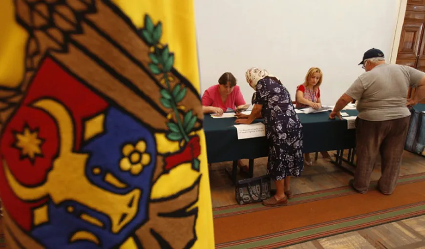 Liberalii din Republica Moldova înregistrează proiectul unei Declaraţii de Unire, dar majoritatea moldovenilor nu doresc limba română