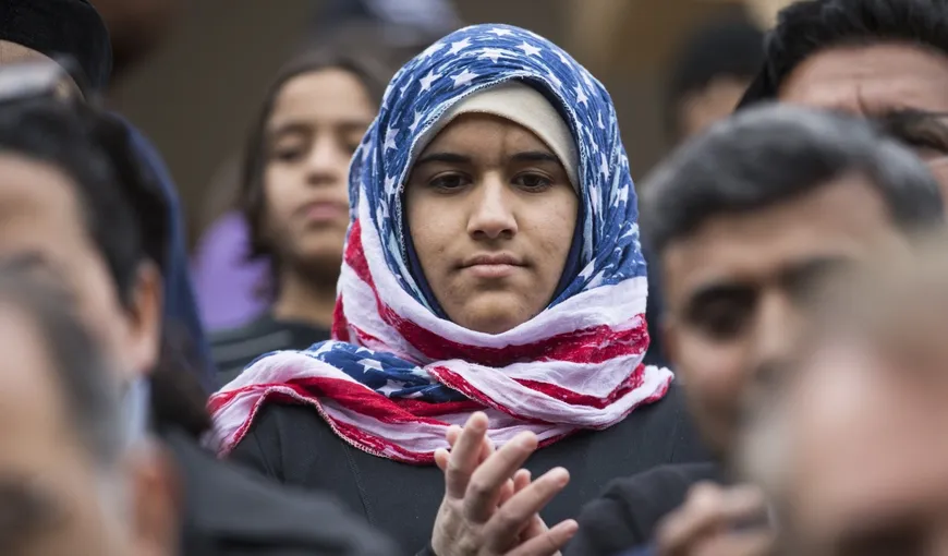 Americanii musulmani sunt îngrijoraţi de direcţia în care se îndreaptă SUA